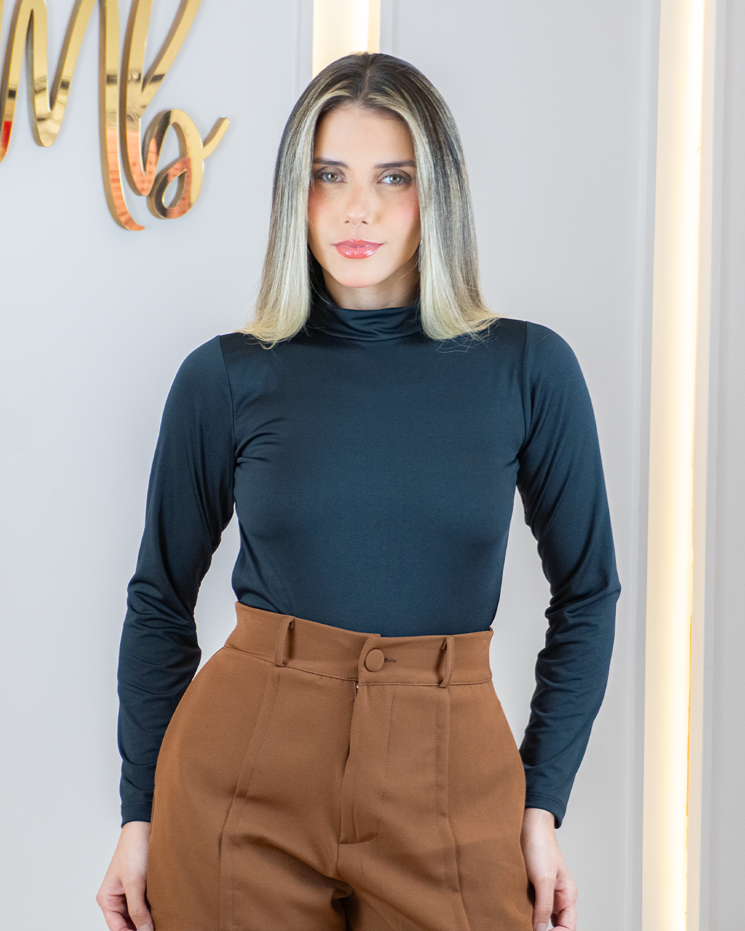 Body Manga Longa Gola Alta em Poliamida - Imagem 8